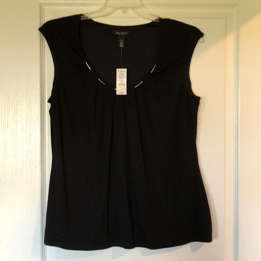 White House/Black Market Top